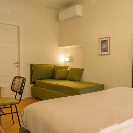 Casaretti - In Centro A Foligno, Con Parcheggio E Ampio Bagno In 3*