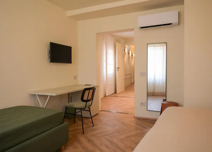 Casa de hóspedes Casaretti - In Centro A Foligno, Con Parcheggio E Ampio Bagno In 3*