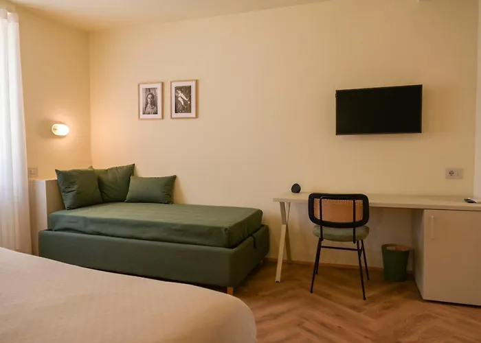 Casaretti - In Centro A Foligno, Con Parcheggio E Ampio Bagno In Foligno