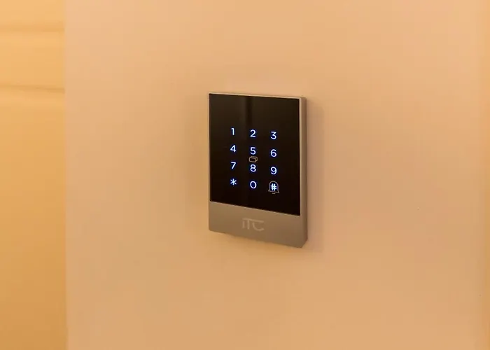 Casaretti - In Centro A Foligno, Con Parcheggio E Ampio Bagno In 3* Foligno